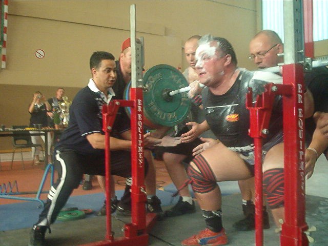 und die 405kg kamen mit dem ganzen Saale